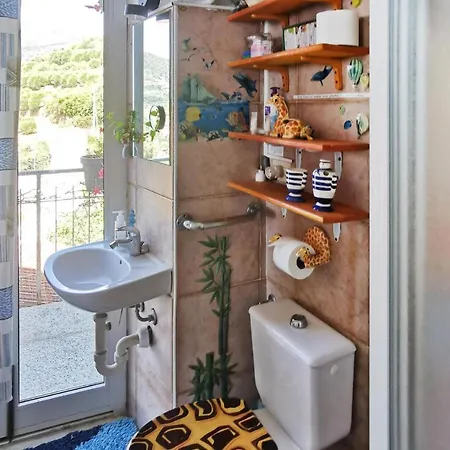2 Bedroom Beautiful In Апартаменты